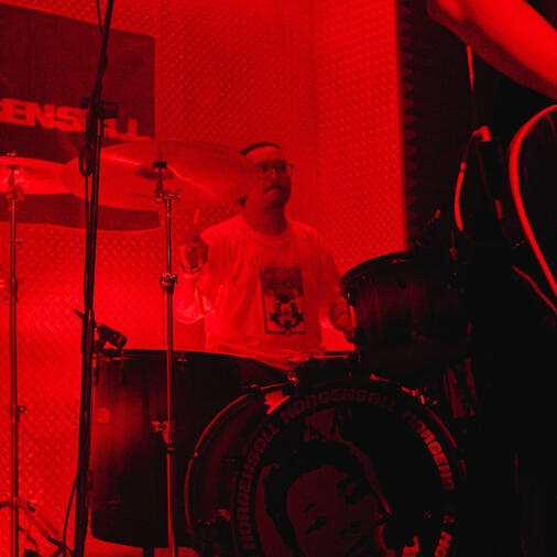Morgensoll @Batcave Behavior, Krapela